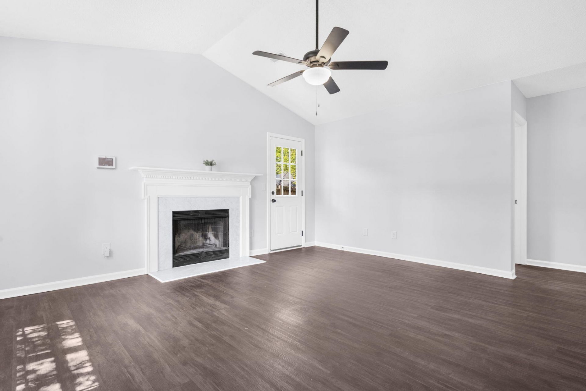 2772 Donner Avenue Photo 5