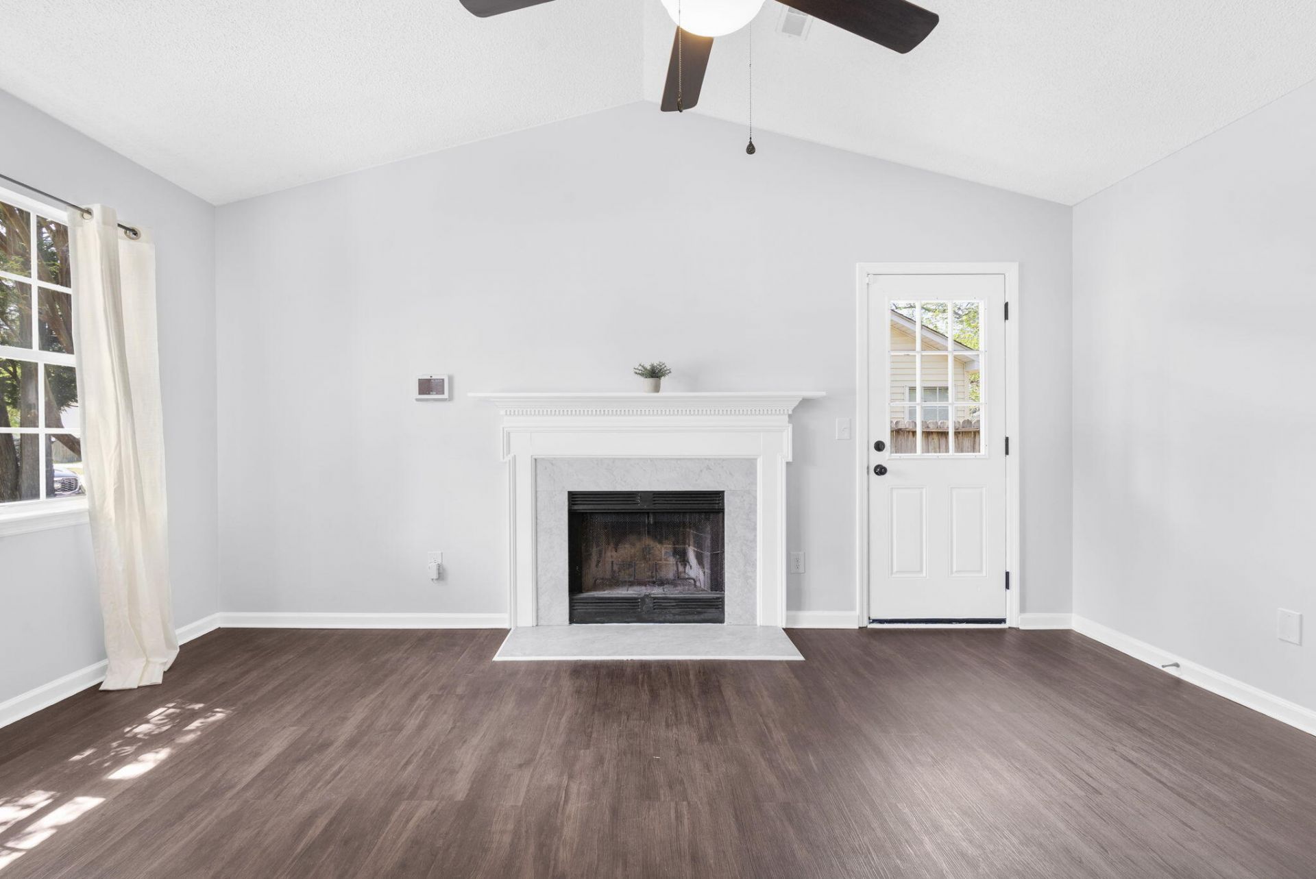 2772 Donner Avenue Photo 9