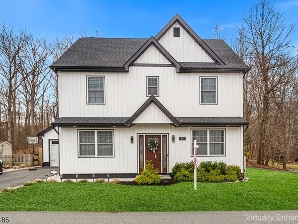 29 Tennis Rd, Jefferson, NJ 07849