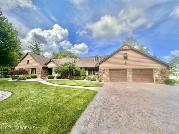 1008 S ROACHE STREET, California, MO 65018