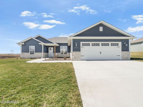 2491 GREENSIDE DRIVE, Boonville, MO 65233