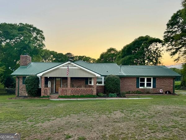 1366 Dove Drake Road, Royston, GA 30662