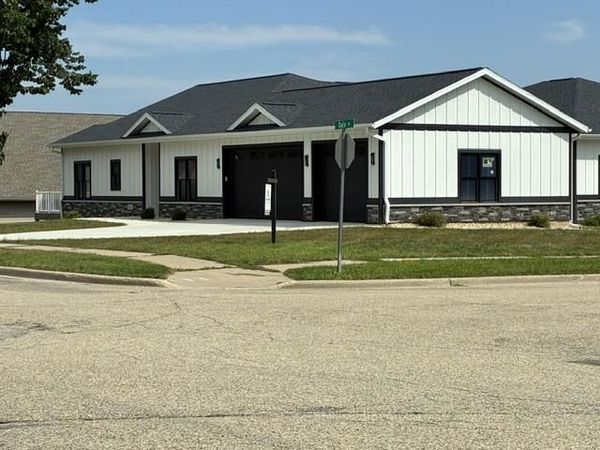 217 Dale Drive, Lodi, WI 53555