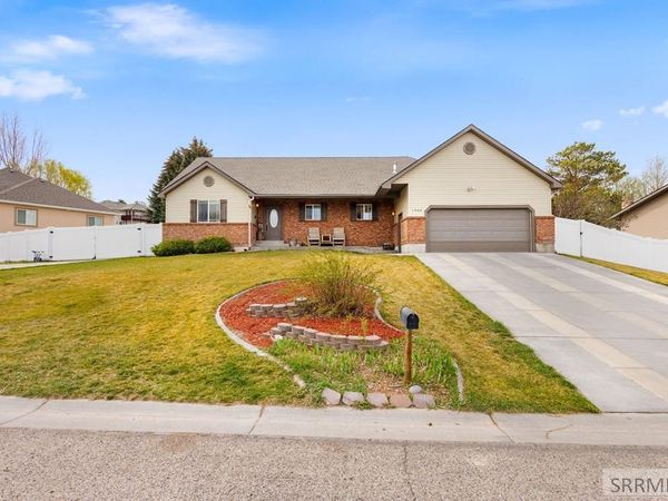 2266 E Olympic Avenue, IDAHO FALLS, ID 83404