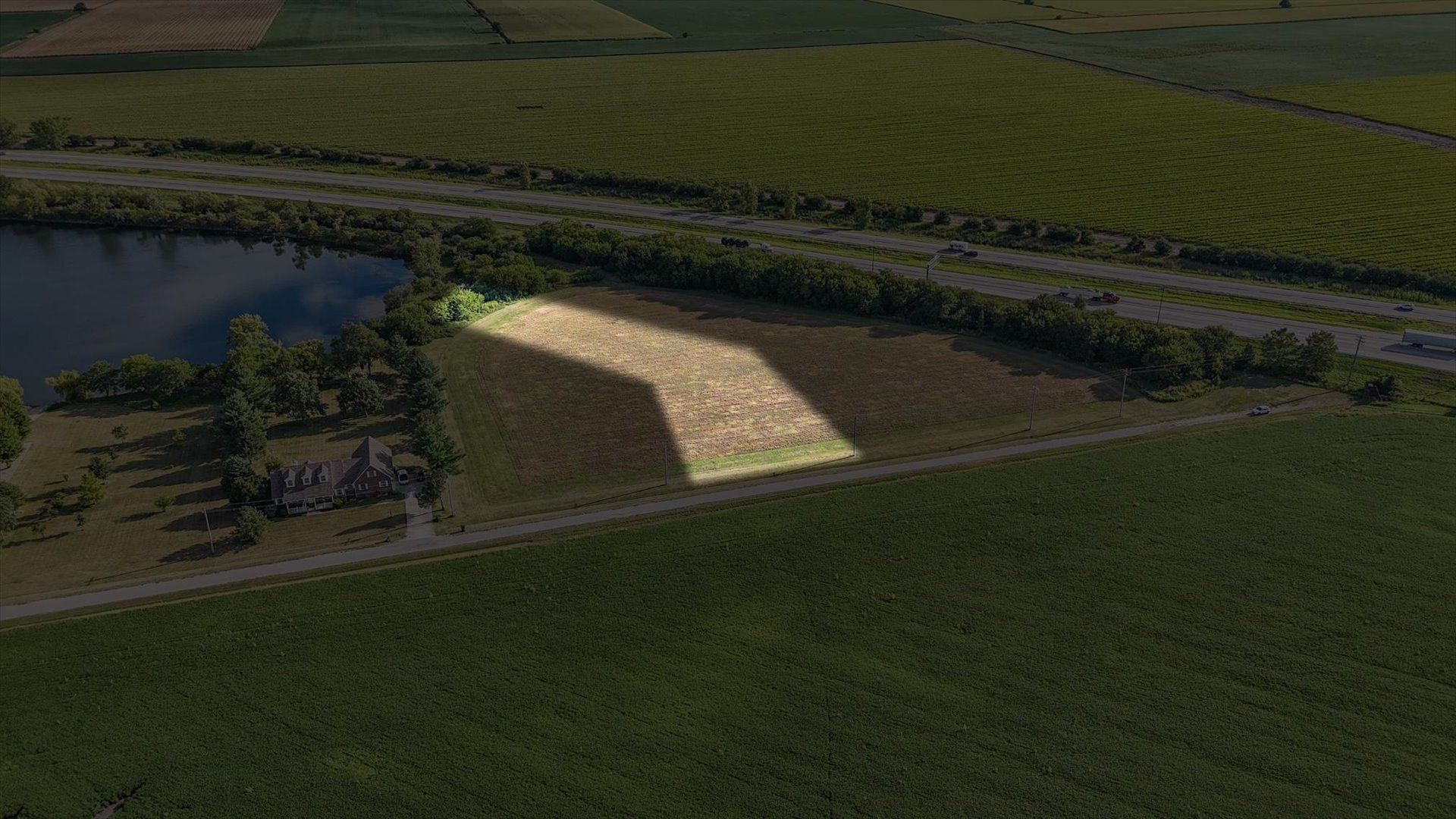 11 Moss Drive , Farmer City, IL 61842