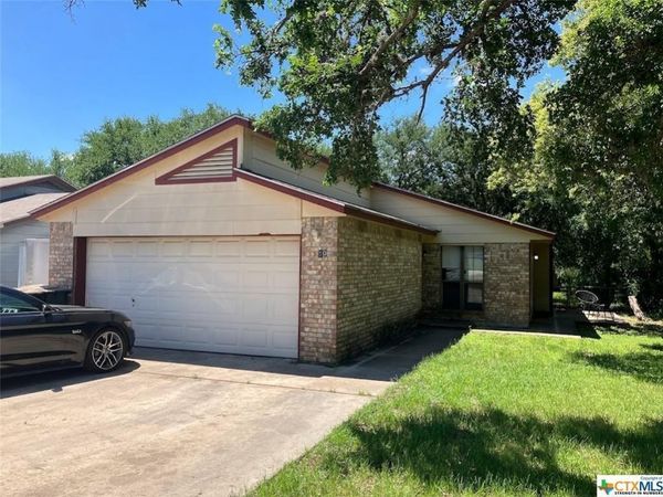 1113 N Bishop ST, San Marcos, TX 78666