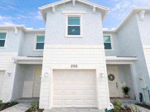 206 SE Woodbark Street, Unit 206, Port St. Lucie, FL 34984