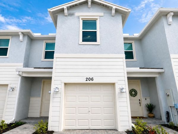 206 SE Woodbark Street, Unit 206, Port St. Lucie, FL 34984