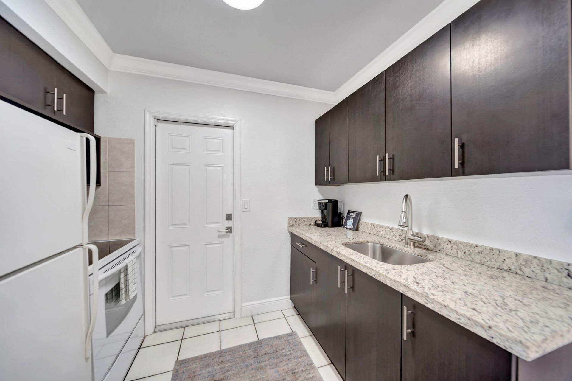 2724 NE 14th Street, Unit 5, Fort Lauderdale, FL 33304 Photo