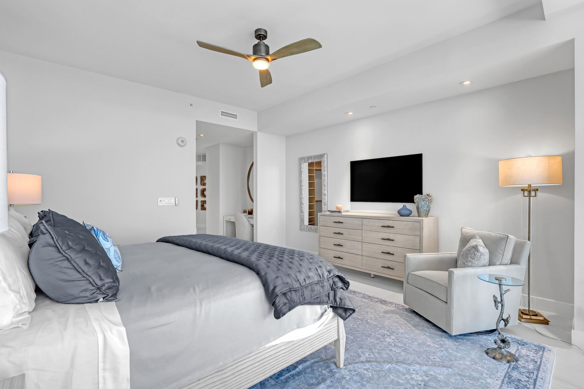 3100 N Ocean Drive, Unit H-1703, Riviera Beach, FL 33404 Photo