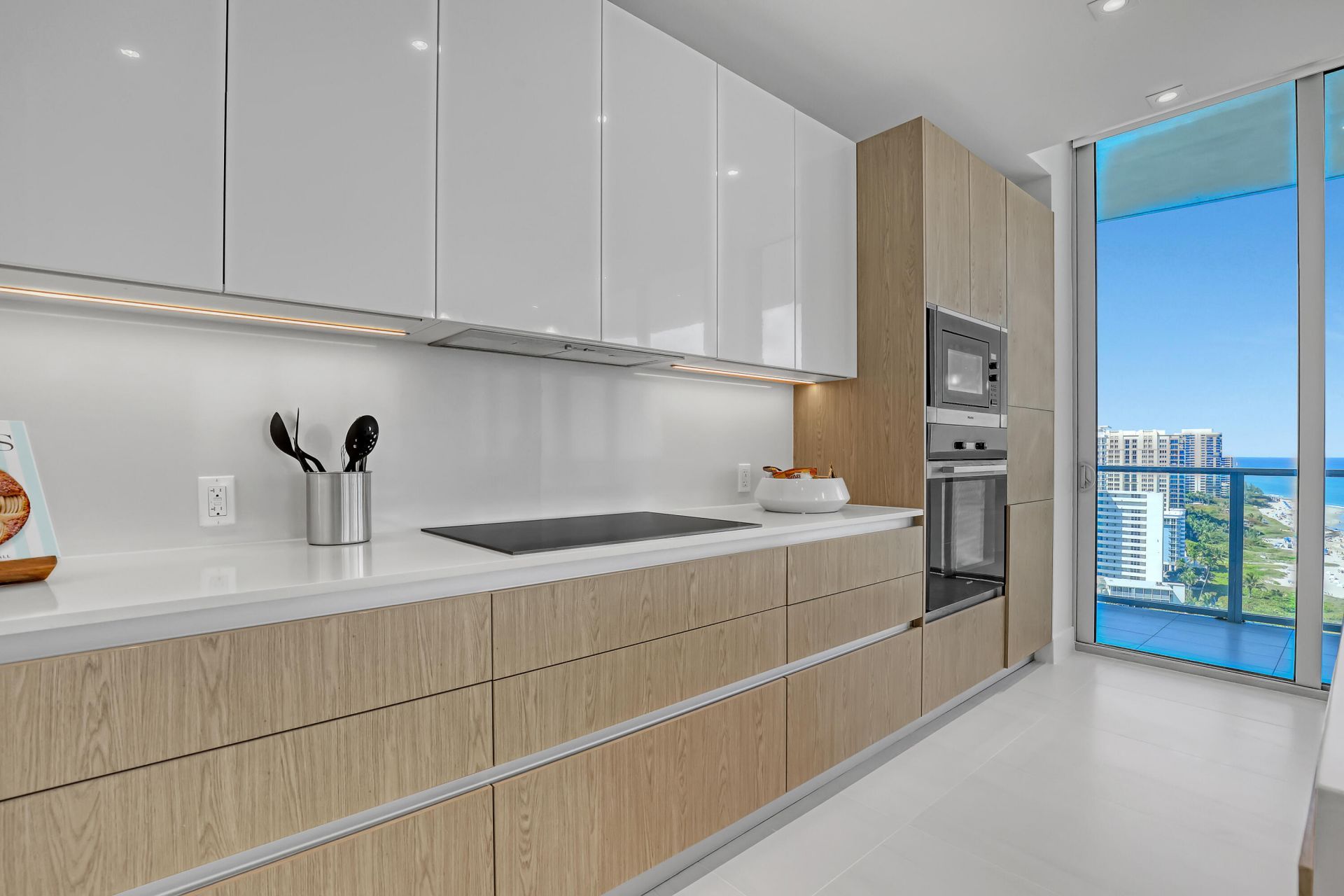 3100 N Ocean Drive, Unit H-1703, Riviera Beach, FL 33404 Photo