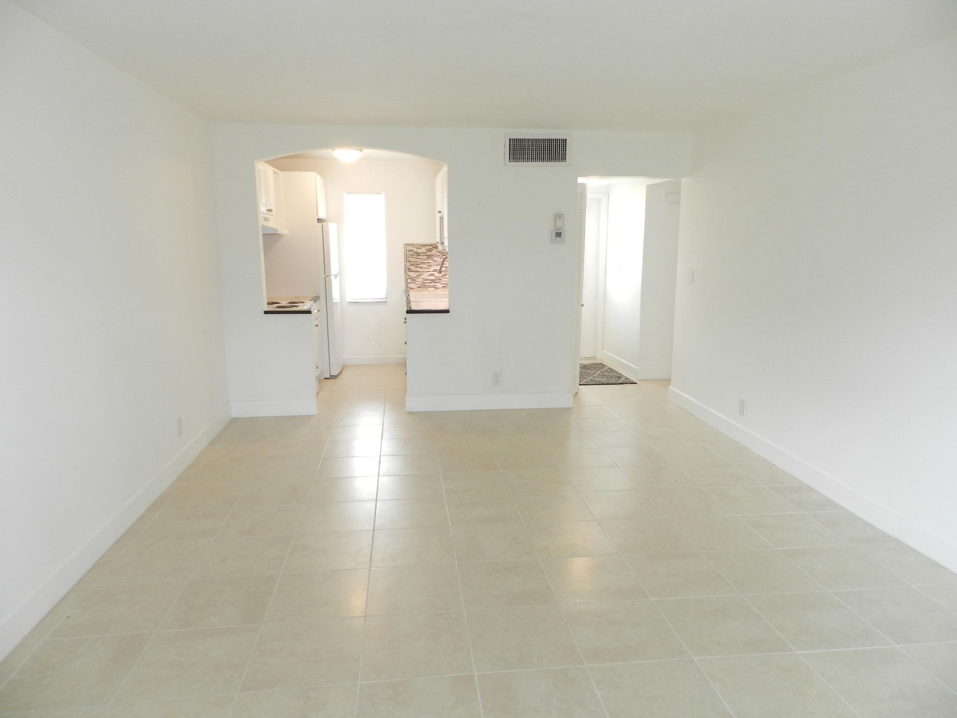 141 West Court, Royal Palm Beach, FL 33411 Photo