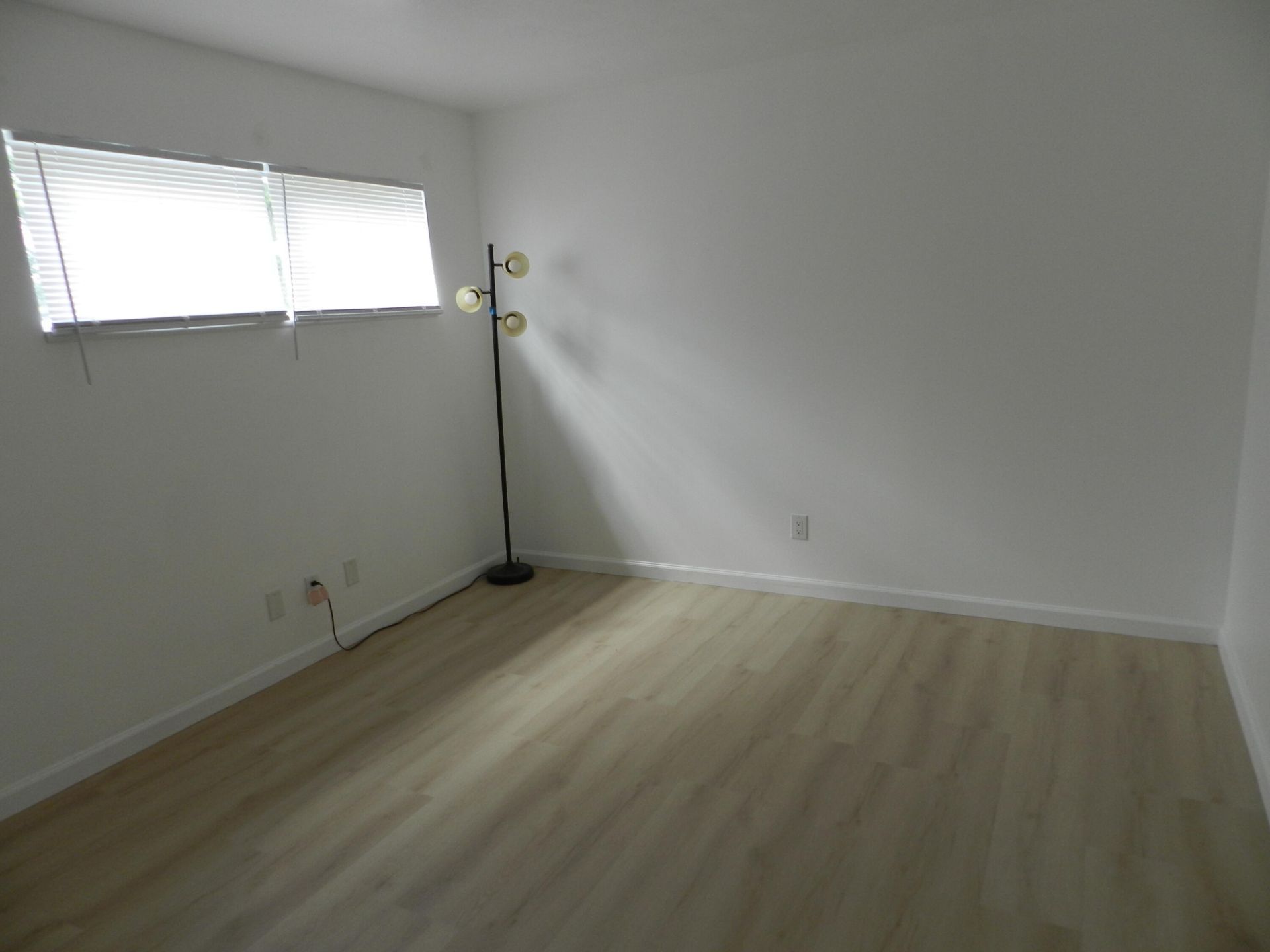 141 West Court, Royal Palm Beach, FL 33411 Photo