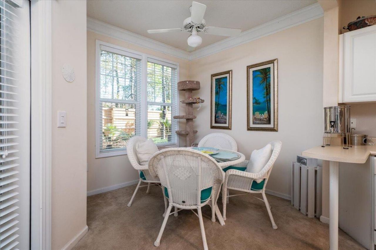 2216 Chatelain Way Photo 5