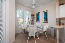 2216 Chatelain Way photo 4