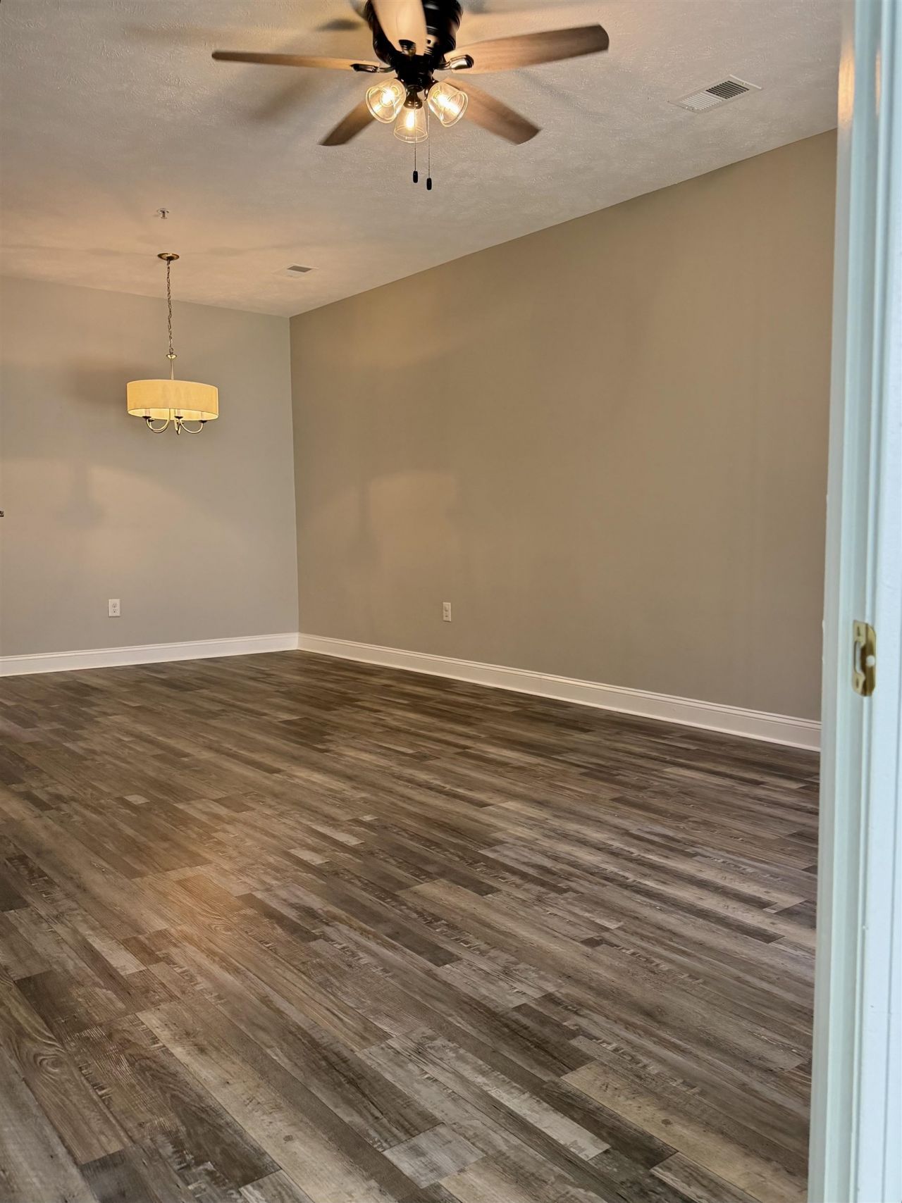 952 Algonquin Dr. Photo 15