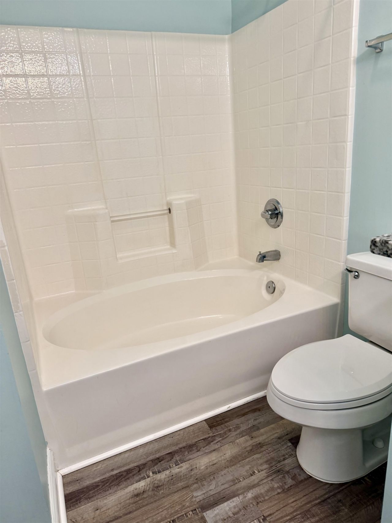 952 Algonquin Dr. Photo 24