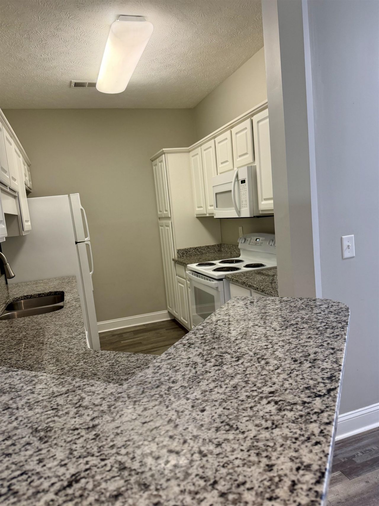 952 Algonquin Dr. Photo 8