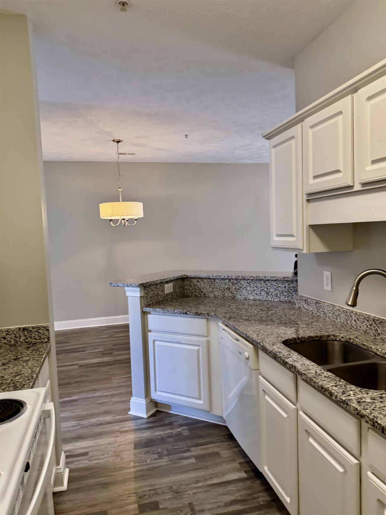 952 Algonquin Dr. Photo 9