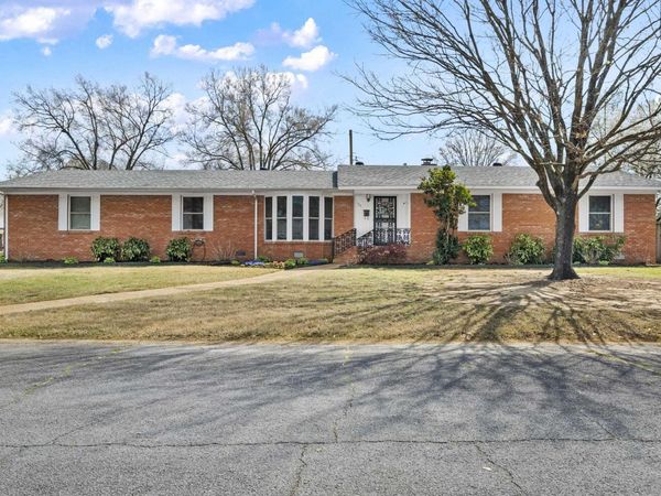 120 Lambert Circle, Searcy, AR 72143