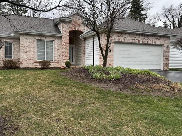 6 Bent Creek Crossing, Sylvania, OH 43560