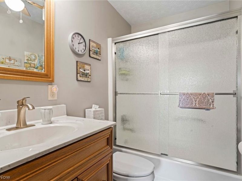 551 E Regency Circle , Canfield, OH 44406 Photo 29