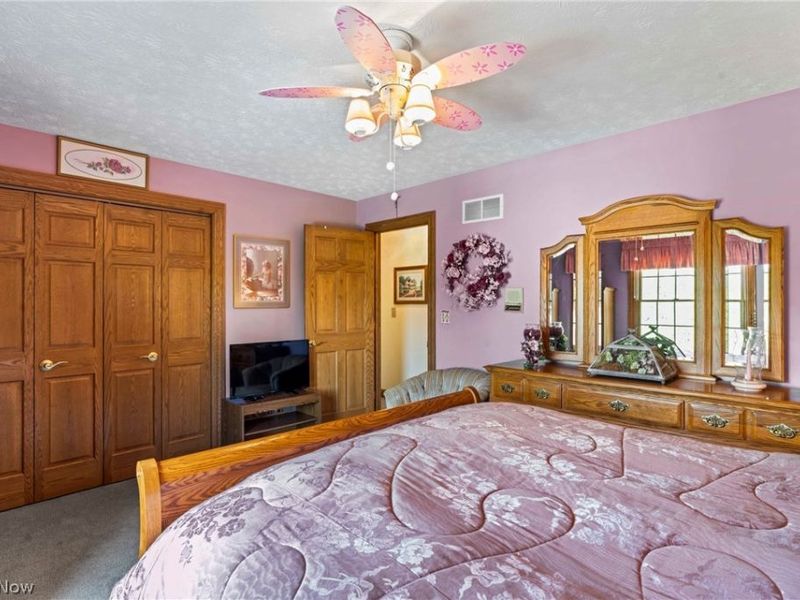 551 E Regency Circle , Canfield, OH 44406 Photo 33