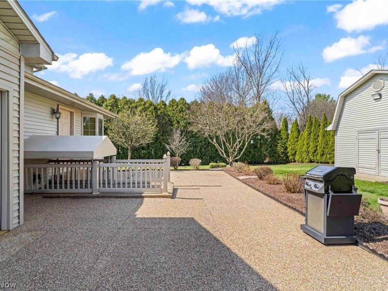 551 E Regency Circle , Canfield, OH 44406 Photo 44