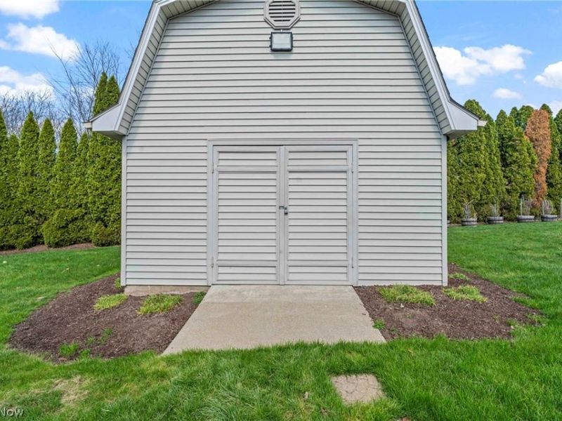 551 E Regency Circle , Canfield, OH 44406 Photo 47