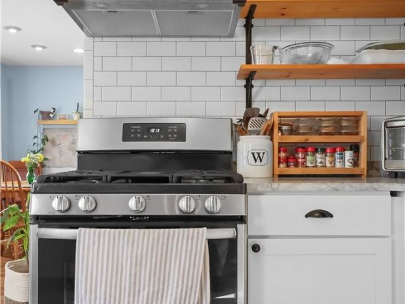 565 Lansing Road, Akron, OH 44312 Photo 14