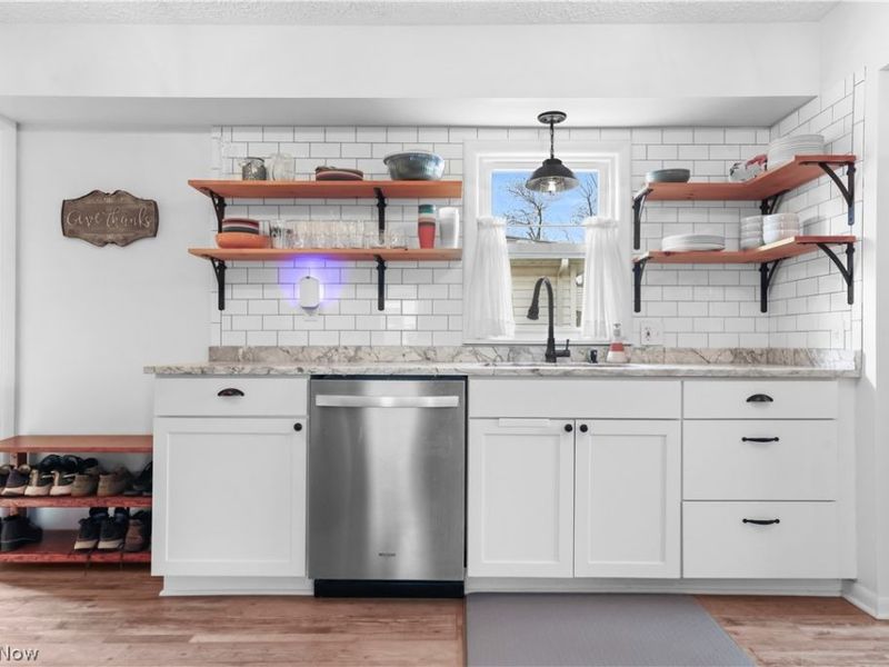 565 Lansing Road, Akron, OH 44312 Photo 15