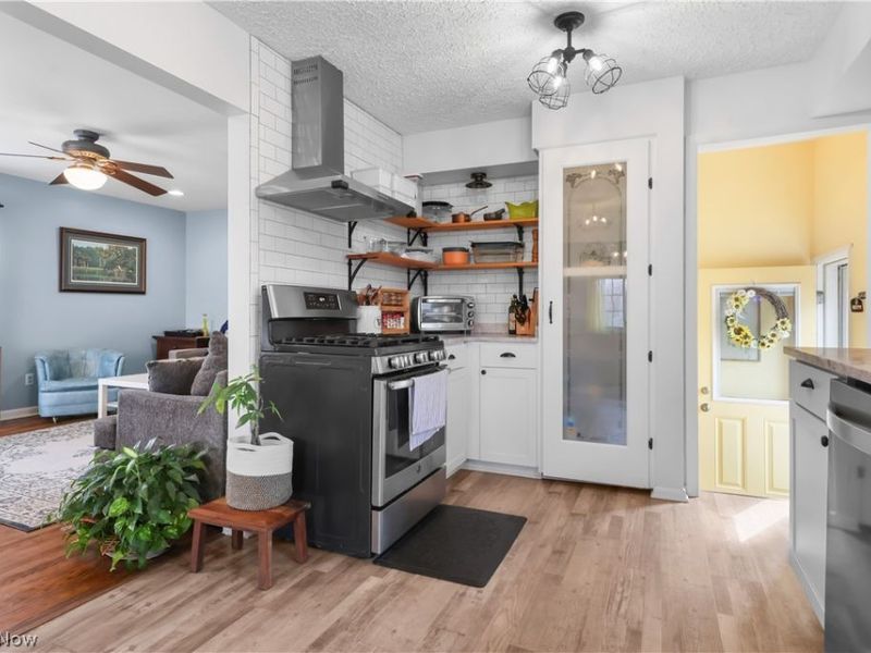 565 Lansing Road, Akron, OH 44312 Photo 17