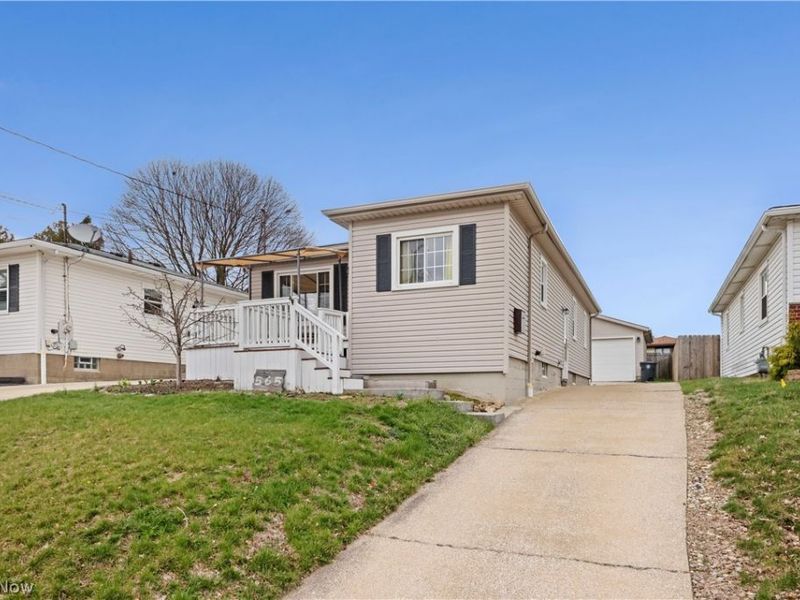 565 Lansing Road, Akron, OH 44312 Photo 2