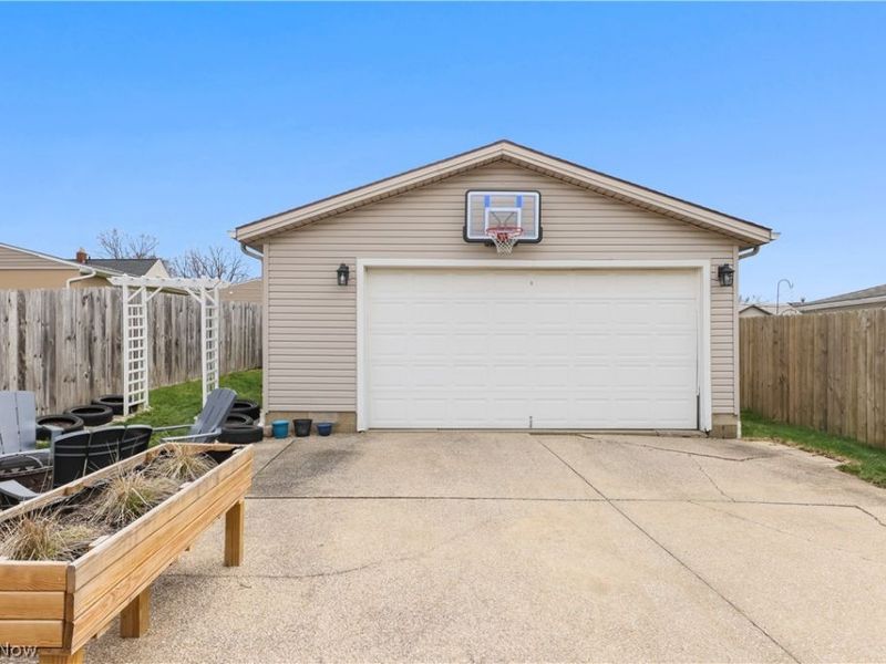 565 Lansing Road, Akron, OH 44312 Photo 44