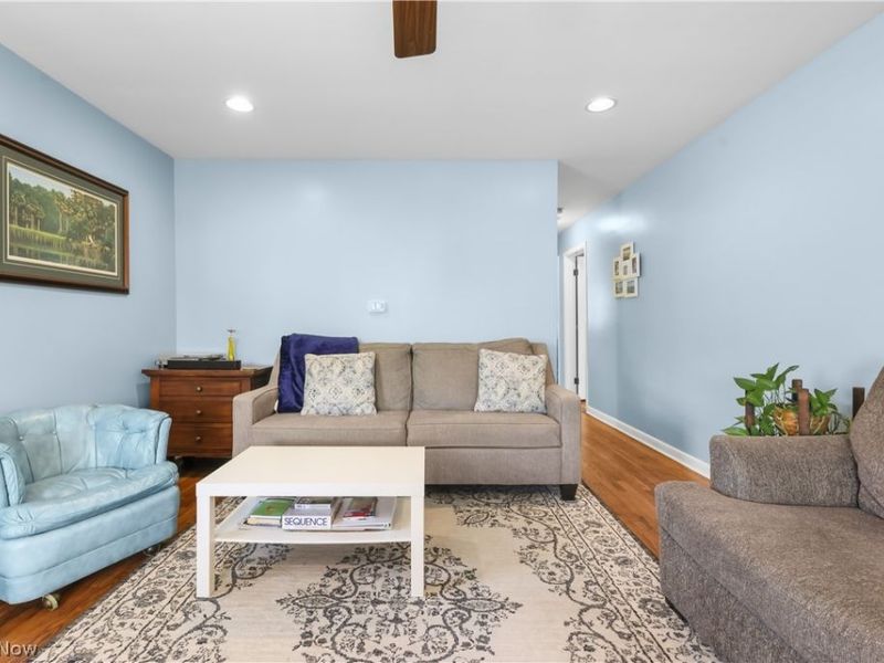 565 Lansing Road, Akron, OH 44312 Photo 8