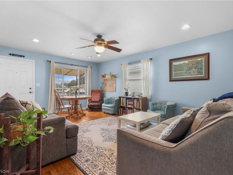 565 Lansing Road, Akron, OH 44312 Photo 9