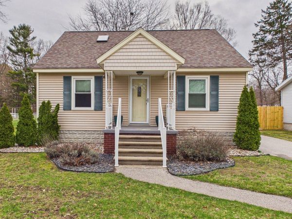 4440 Henry Street, Norton Shores, MI 49441