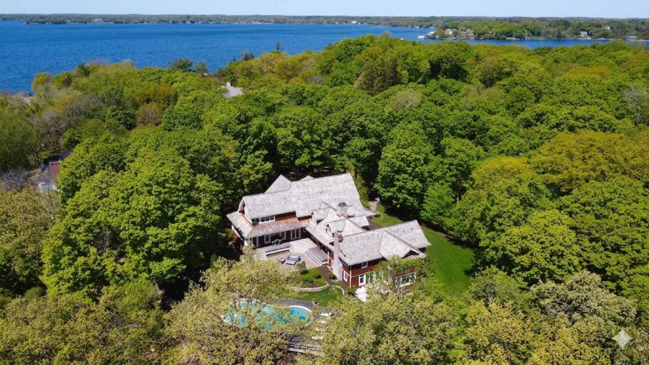 2875 Gale Road, Woodland, MN 55391