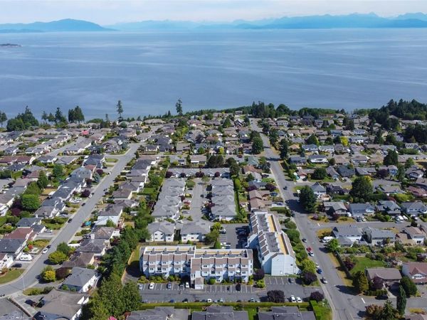 6231 Blueback Rd , Unit 102A, Nanaimo, BC V9V 1J3
