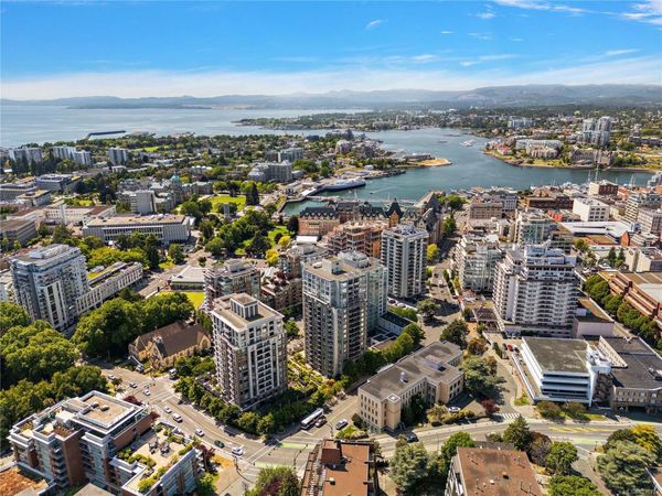 751 Fairfield Rd, Unit 2001, Victoria, BC V8W 4A4