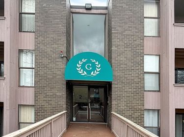 2 Shrewsbury Green Dr, Unit F, Shrewsbury, MA 01545