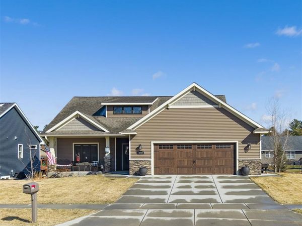 4252 Drier Court, Eau Claire, WI 54701