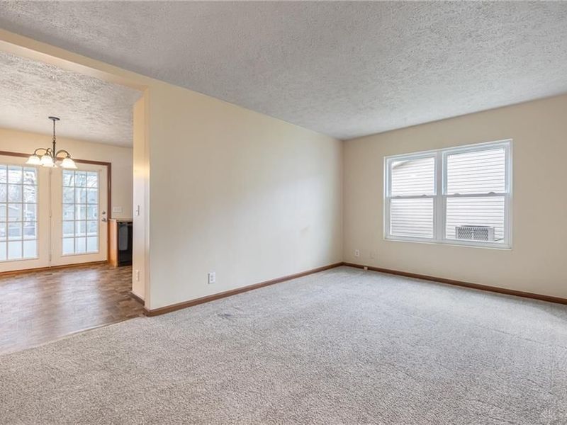 921 McDowell Street, Xenia, OH 45385 Photo 4