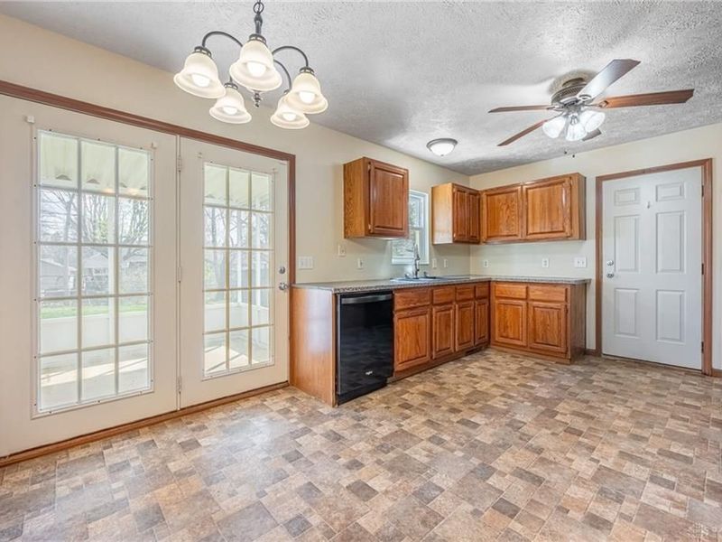 921 McDowell Street, Xenia, OH 45385 Photo 5