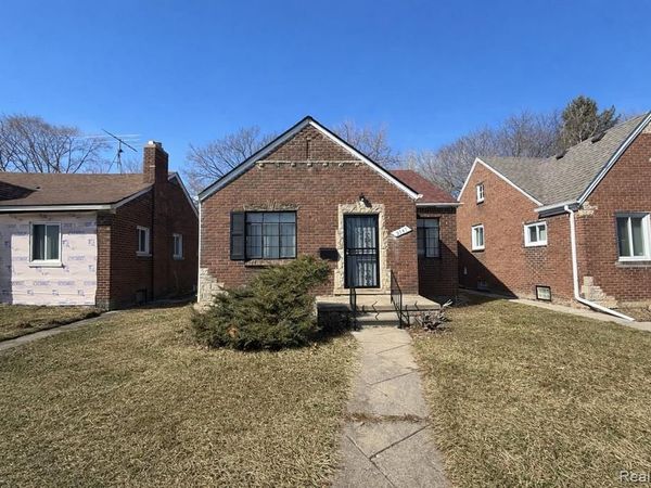 9747 Somerset Avenue, Detroit, MI 48224