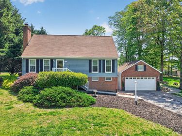 1002 Oxford Point Road, Lynchburg, VA 24502