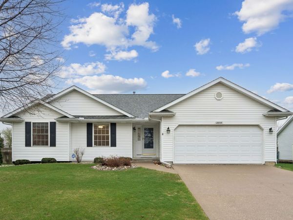 2315 E 57th Street, Davenport, IA 52807