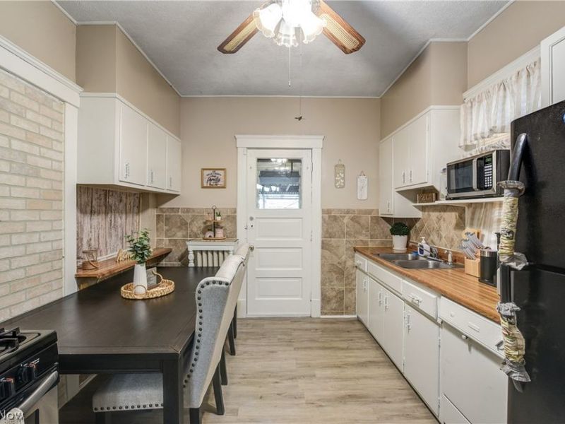 15301 Daniel Avenue, Cleveland, OH 44110 Photo 20