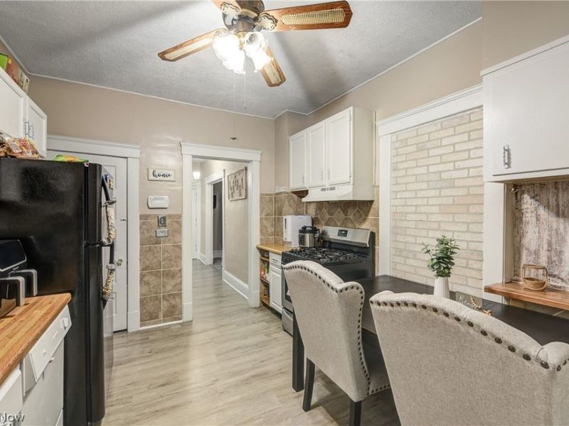 15301 Daniel Avenue, Cleveland, OH 44110 Photo 21