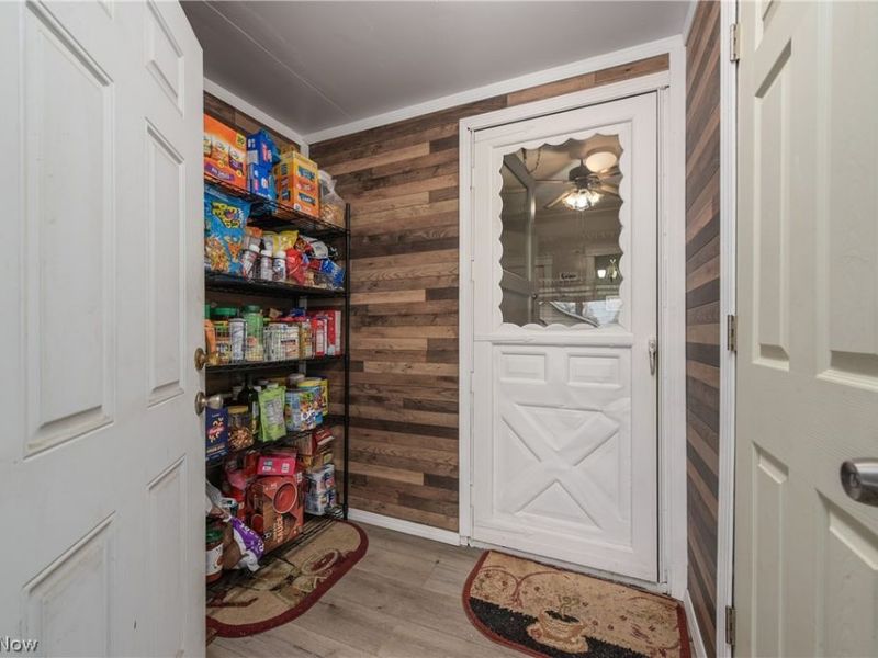 15301 Daniel Avenue, Cleveland, OH 44110 Photo 23